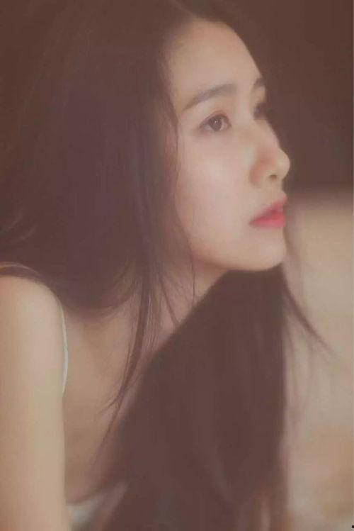 国产网红写真免费视频,揭秘网络红人幕后生活-第2张图片-国产精品毛片无遮挡 国产网红写真免费视频,揭秘网络红人幕后生活-第2张图片-国产精品毛片无遮挡