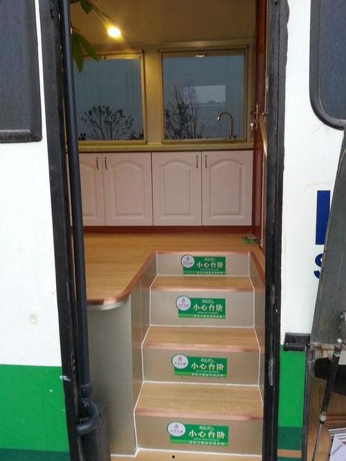 国产大巴房车视频,移动的家，探索之旅的得力伙伴-第3张图片-日韩国产一不卡在线观看